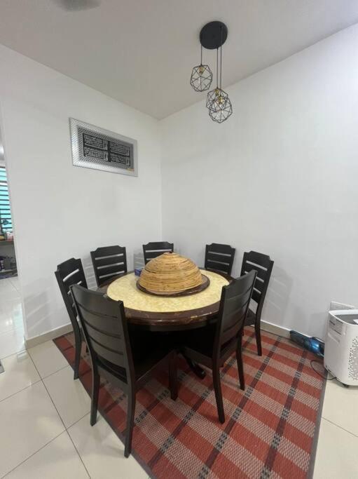 Hadeerna Homestay - Double Storey Terrace Chemor Exterior foto
